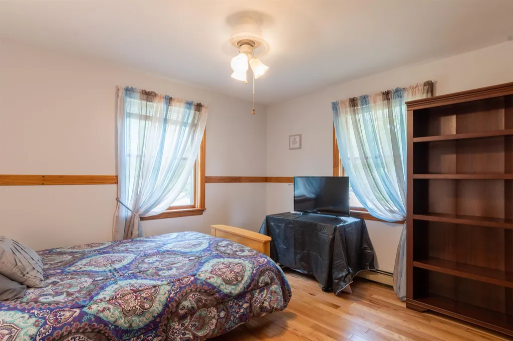631 Cohas Avenue Manchester NH 03109