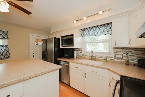 24 Hayden Street Nashua NH 03060