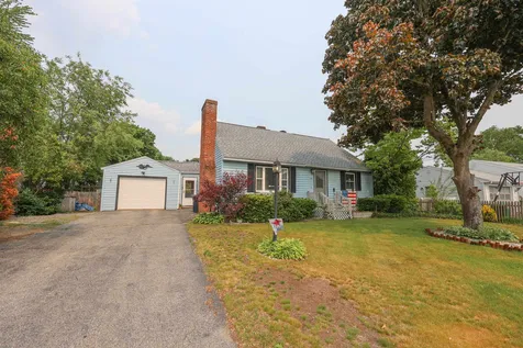 24 Hayden Street Nashua NH 03060