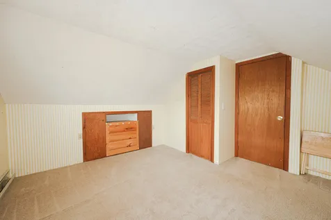 24 Hayden Street Nashua NH 03060