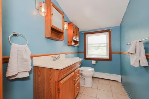 24 Hayden Street Nashua NH 03060