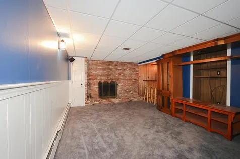 24 Hayden Street Nashua NH 03060