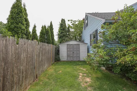 24 Hayden Street Nashua NH 03060