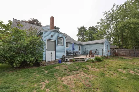 24 Hayden Street Nashua NH 03060