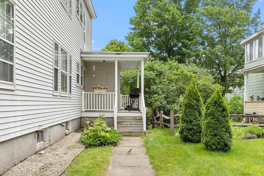 16-18 Stark Street Nashua NH 03064