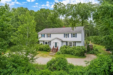 26 Amoskeag Drive Goffstown NH 03045
