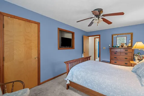 26 Amoskeag Drive Goffstown NH 03045