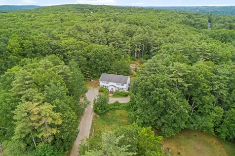 26 Amoskeag Drive Goffstown NH 03045