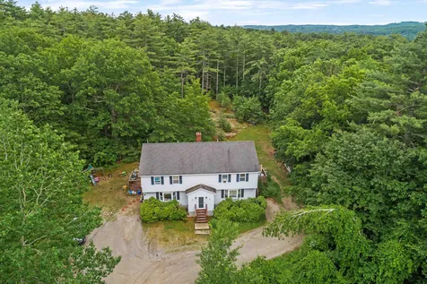 26 Amoskeag Drive Goffstown NH 03045