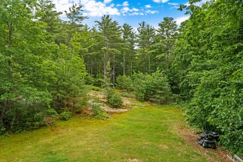 26 Amoskeag Drive Goffstown NH 03045