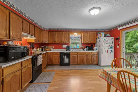 26 Amoskeag Drive Goffstown NH 03045