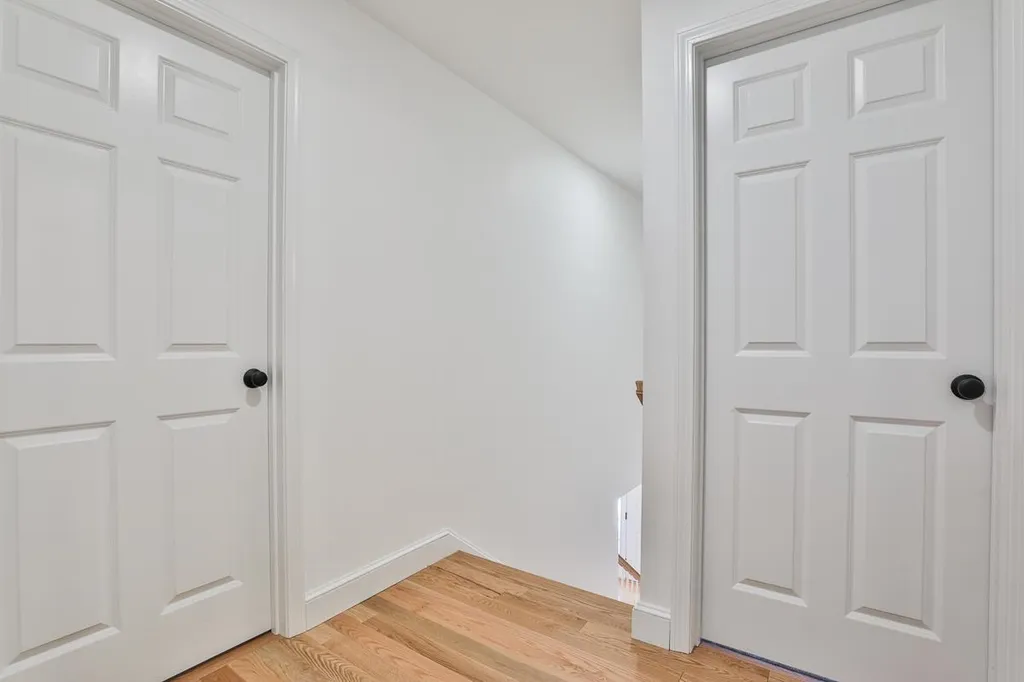 18 Forestedge Way Manchester NH 03102