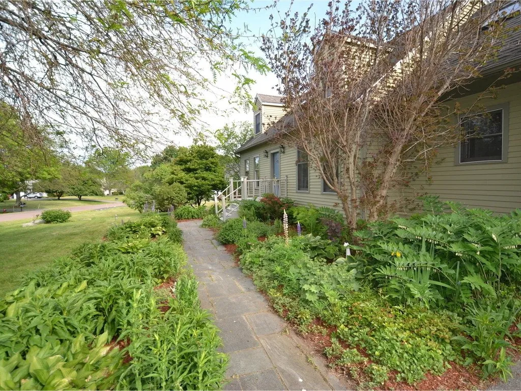 40 Paddock Lane Williston VT 05495