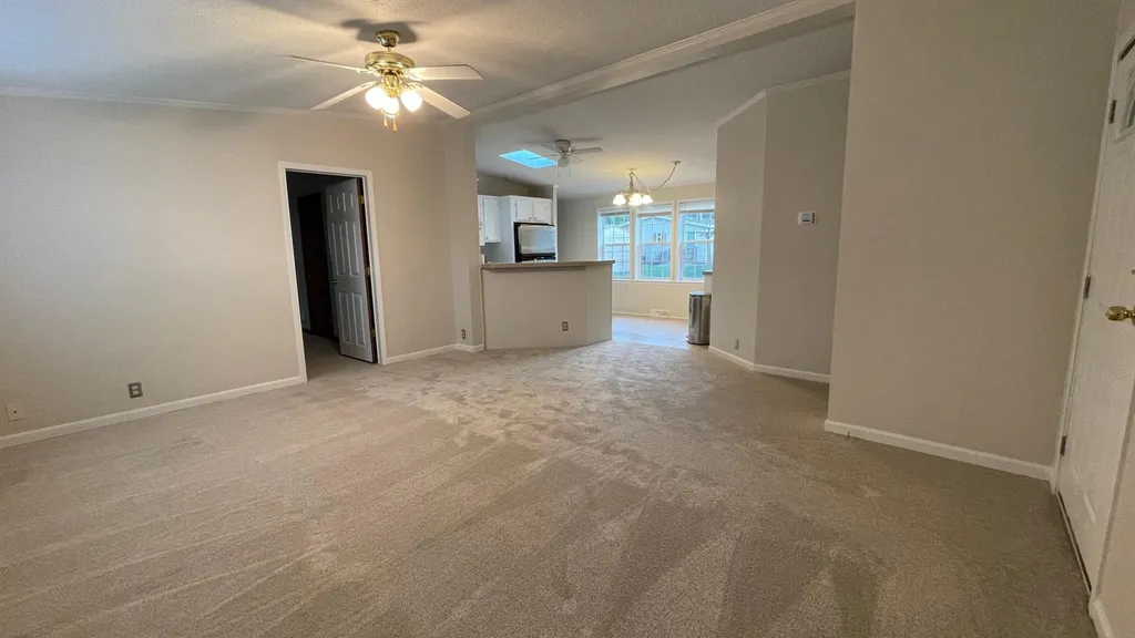 19 Harmony Way Manchester NH 03104
