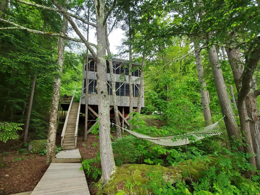 219 Algonquin Road Enfield NH 03748