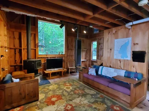 219 Algonquin Road Enfield NH 03748