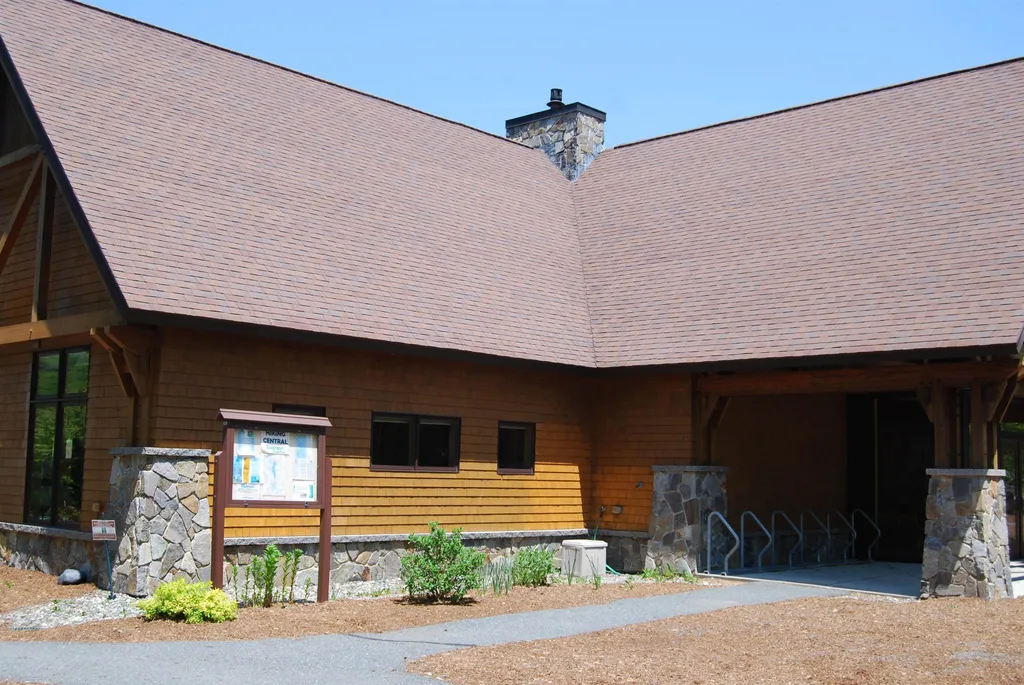 3 Lakeview Place Grantham NH 03753
