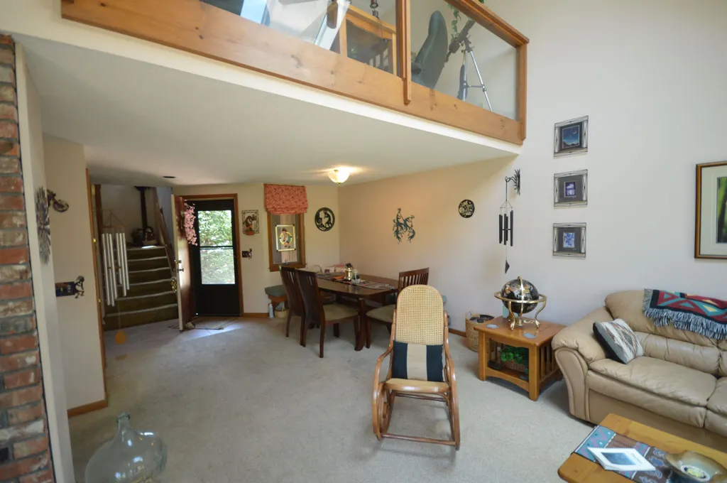 3 Lakeview Place Grantham NH 03753