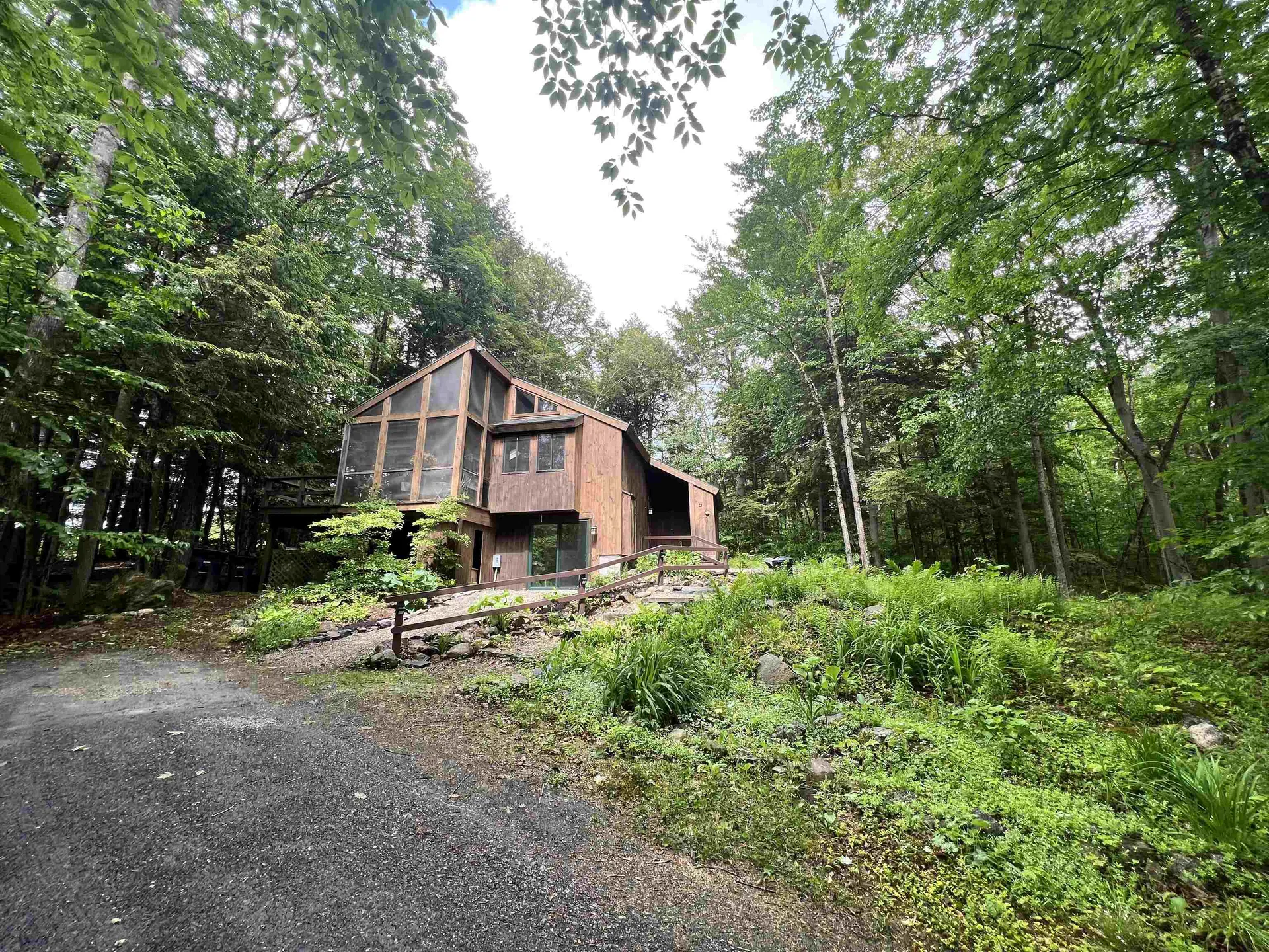 4 Hickory Overlook Enfield NH 03748