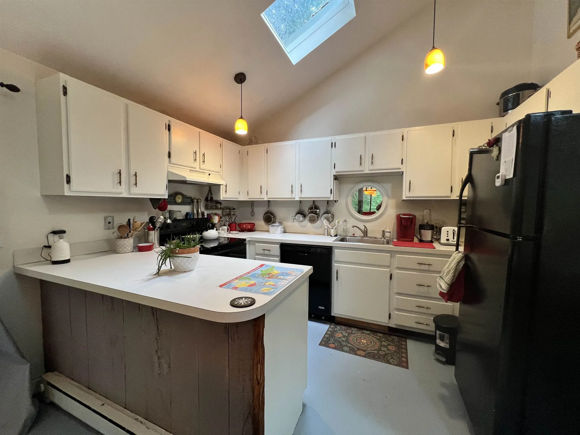4 Hickory Overlook Enfield NH 03748