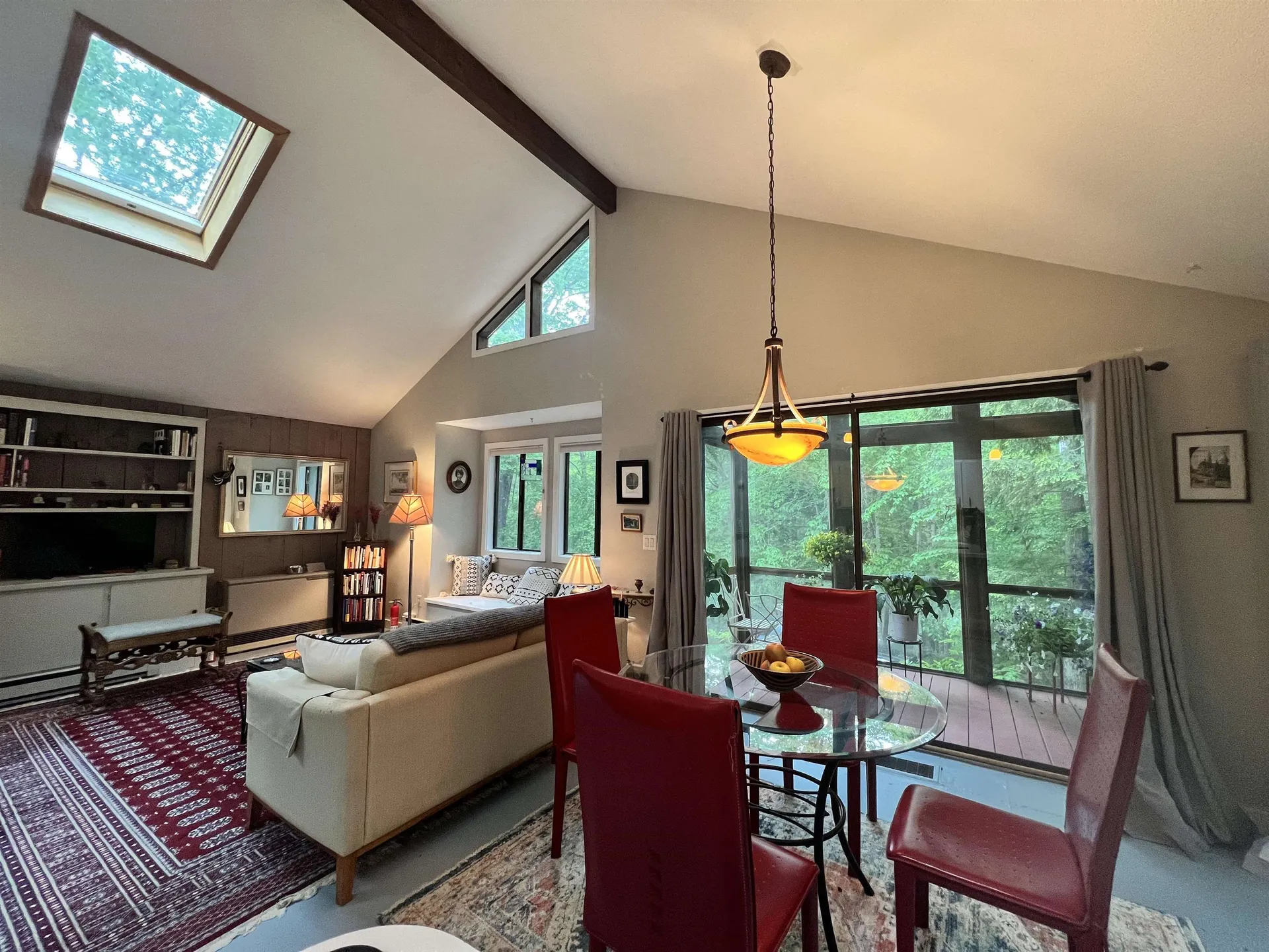 4 Hickory Overlook Enfield NH 03748