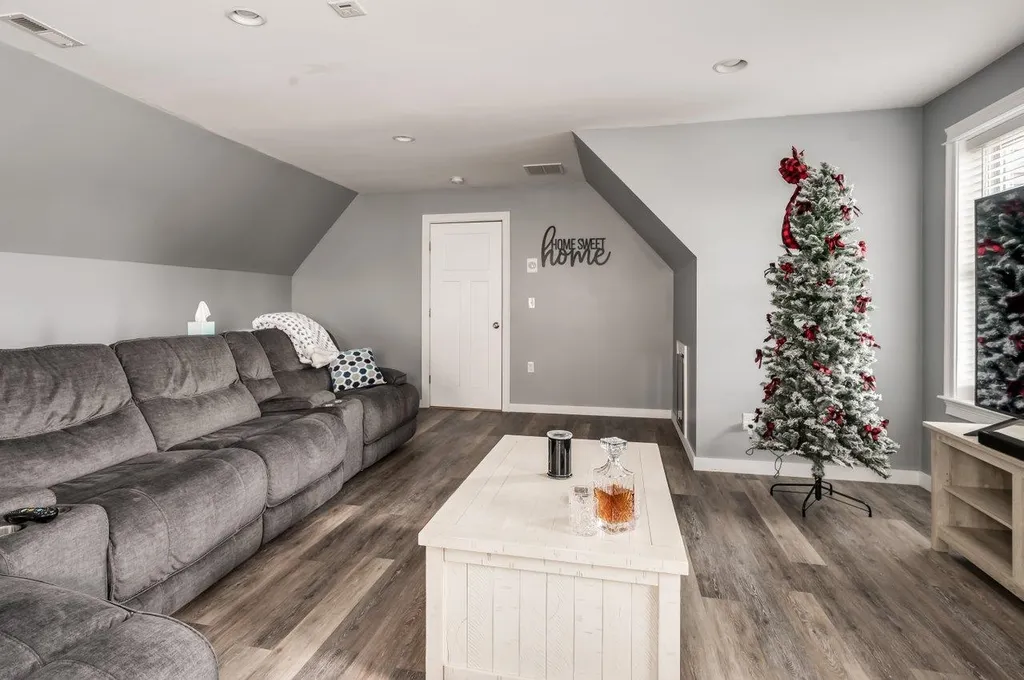 97 Fillmore Boulevard Rochester NH 03867
