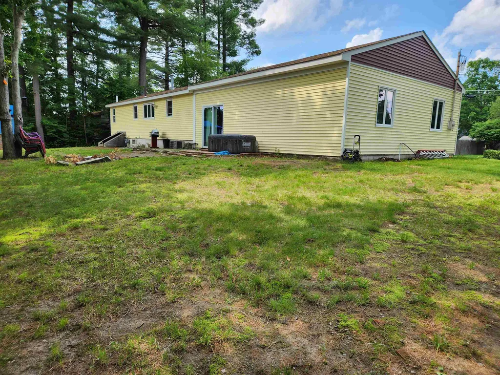 5 Westhill Drive Nashua NH 03062