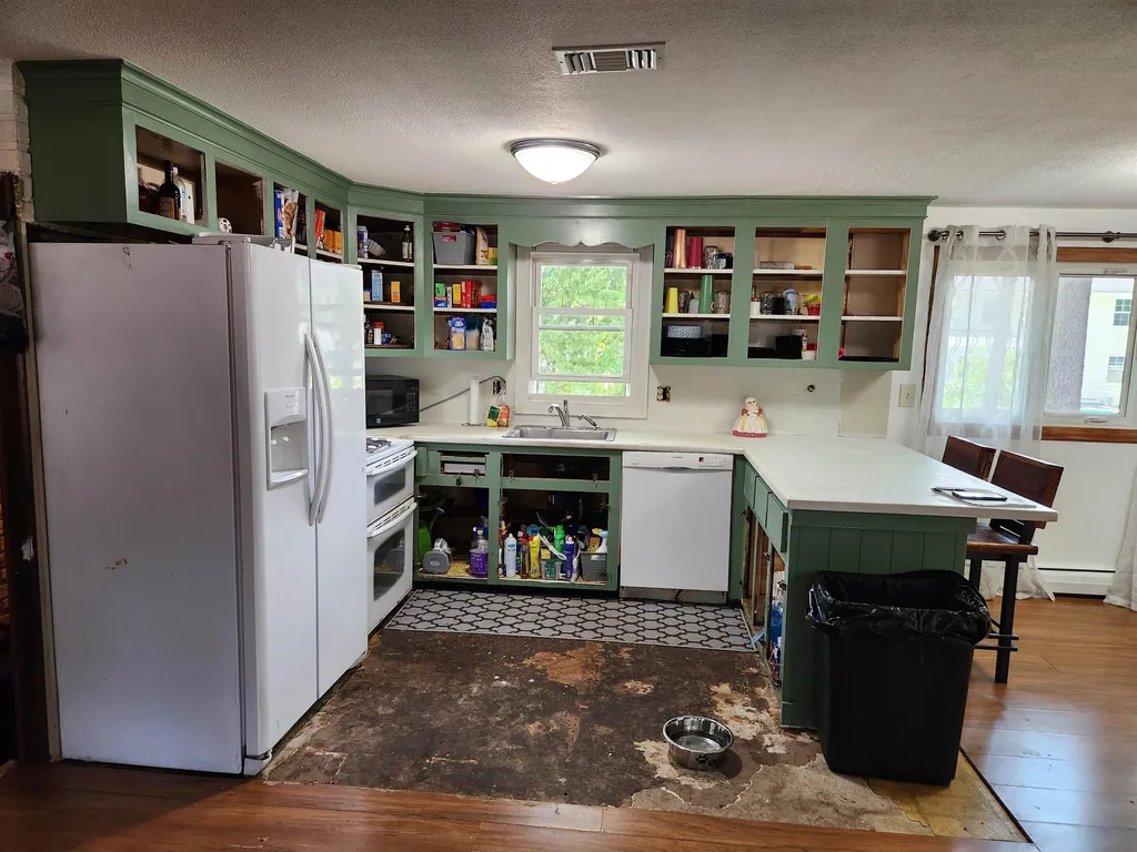 5 Westhill Drive Nashua NH 03062