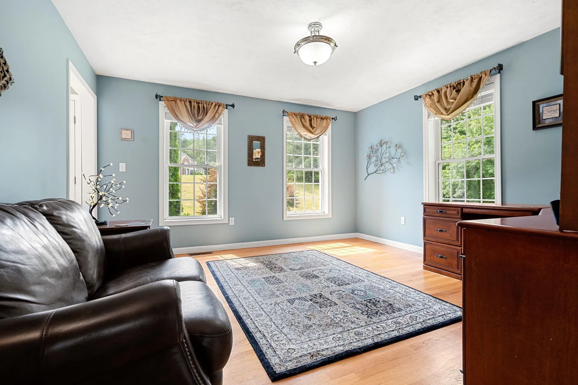 14 Longview Circle Pelham NH 03076
