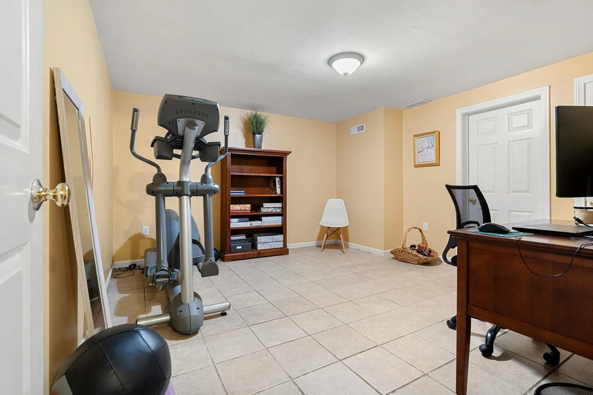 14 Longview Circle Pelham NH 03076