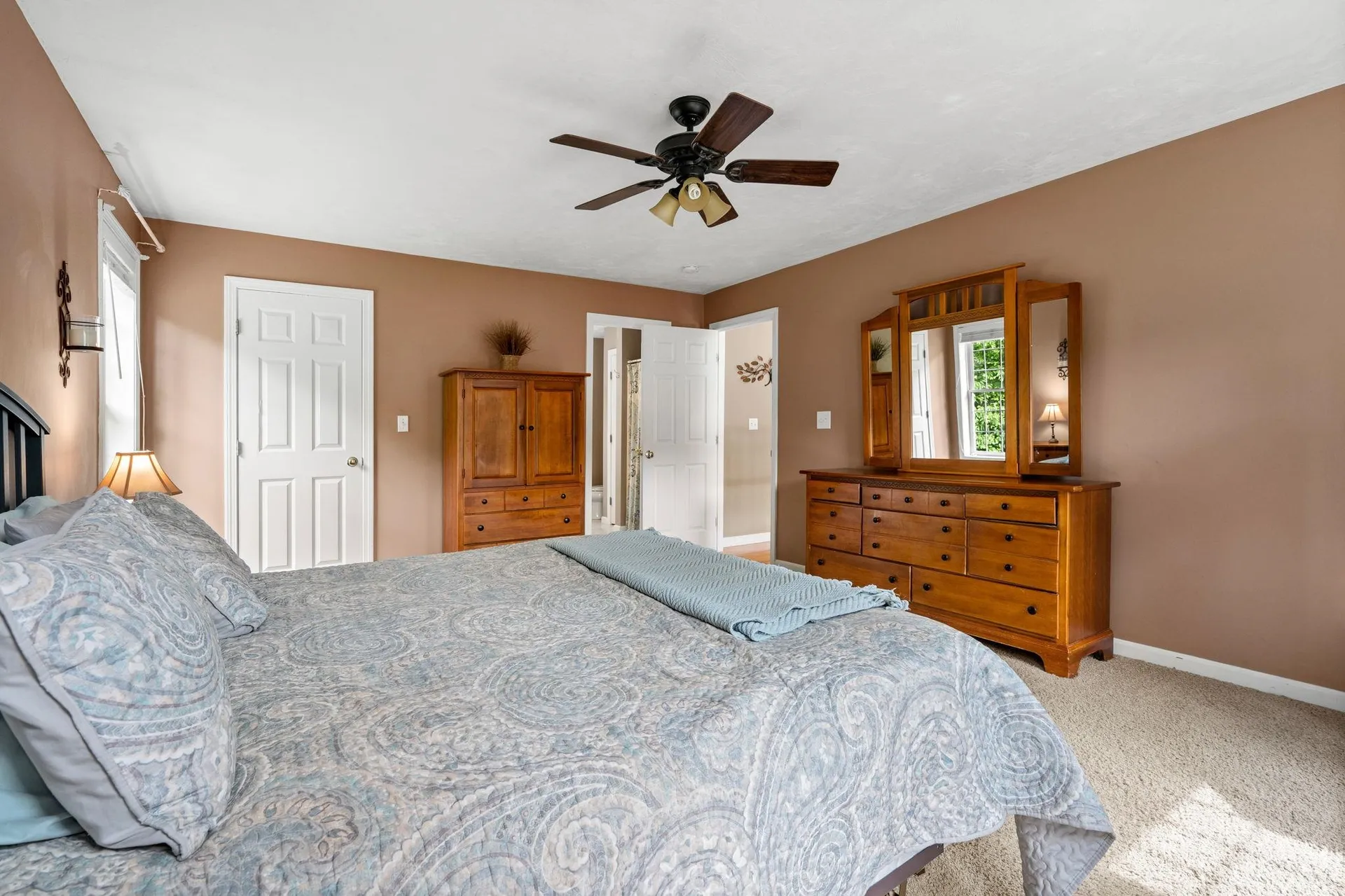 14 Longview Circle Pelham NH 03076