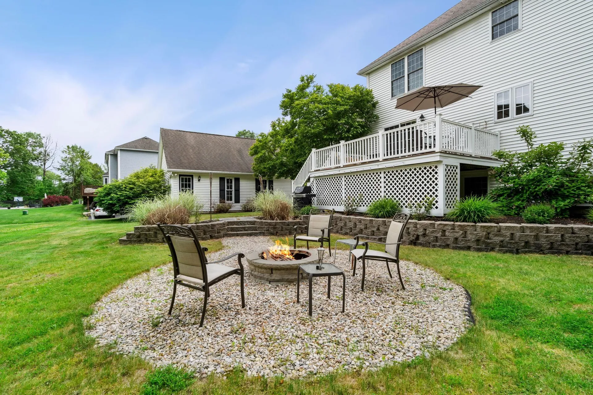 14 Longview Circle Pelham NH 03076