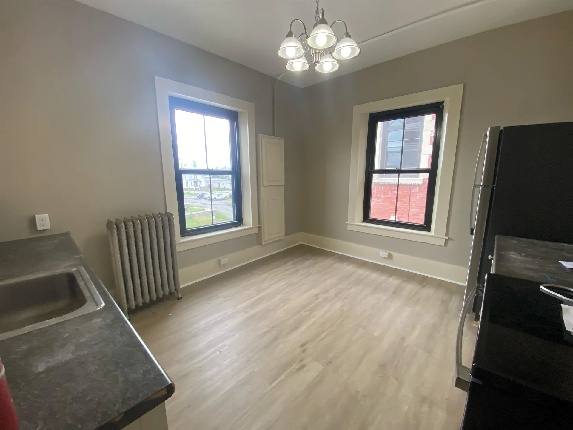 39 Pleasant Street Claremont NH 03745