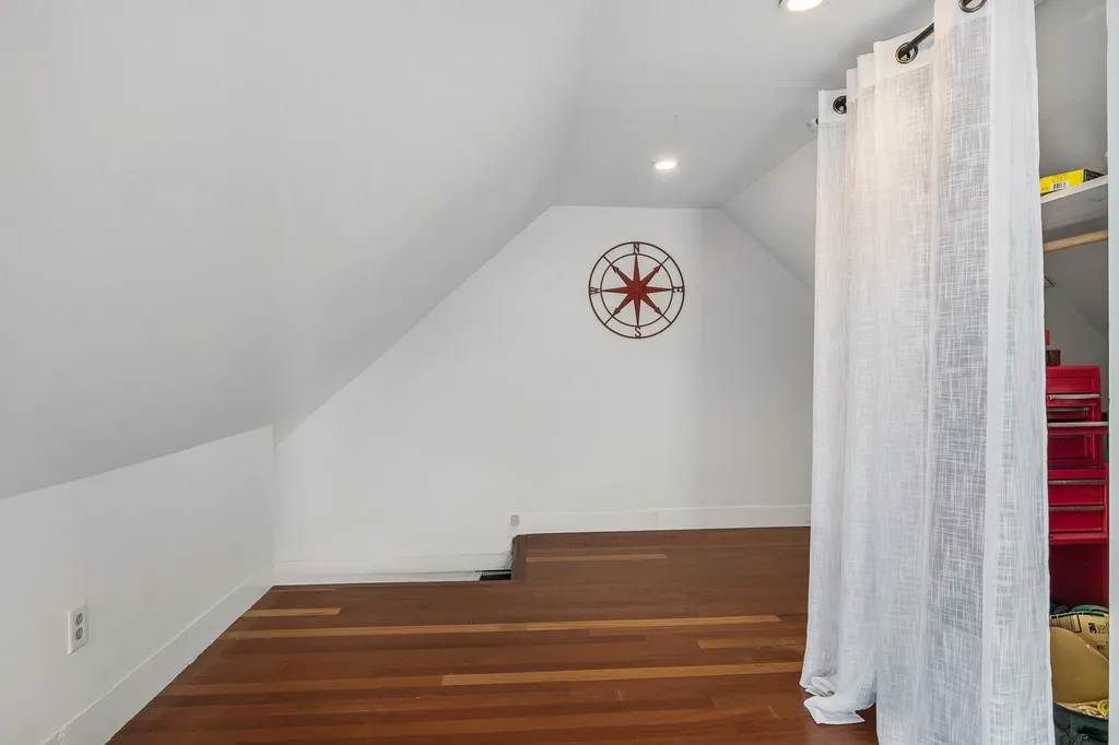 68 Mcdonough Street Portsmouth NH 03801