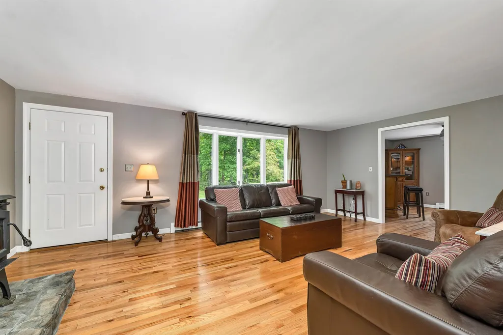 465 Governor Wentworth Highway Wolfeboro NH 03894