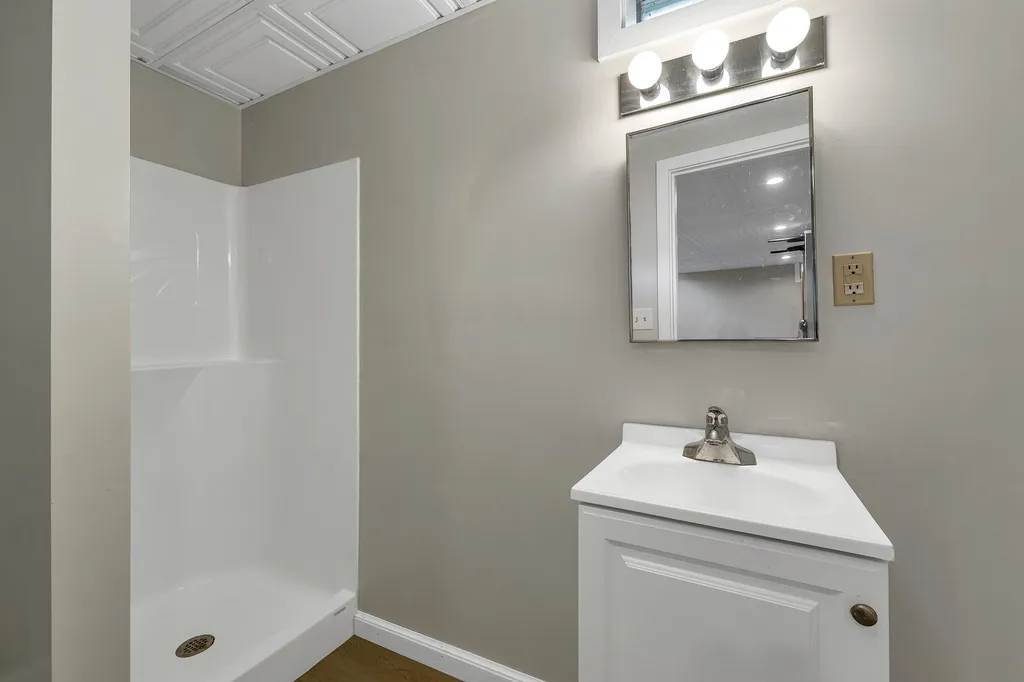465 Governor Wentworth Highway Wolfeboro NH 03894