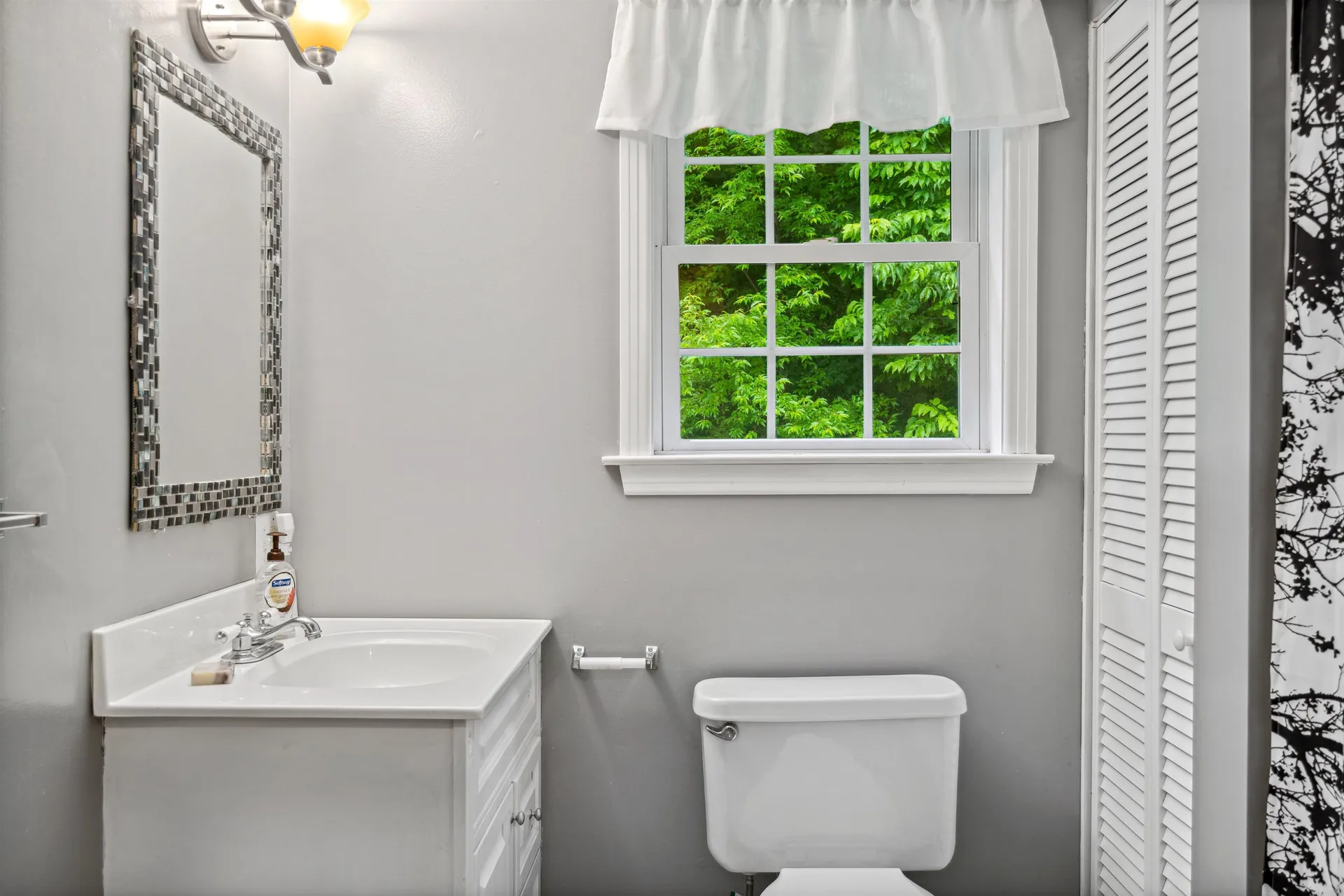 140 Cream Pot Road Hartland VT 05048