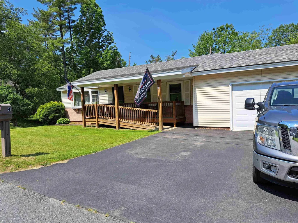 4 Fenway Lane Claremont NH 03743