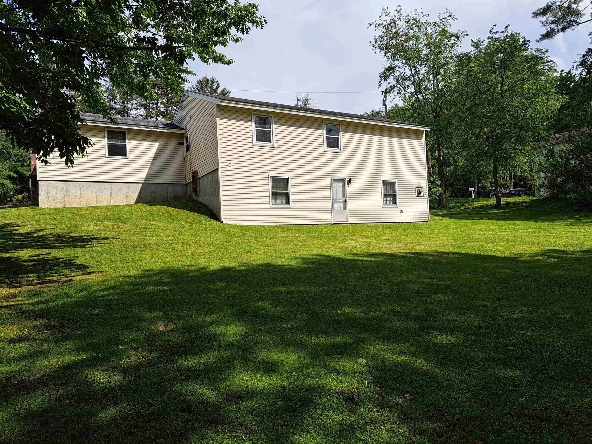 4 Fenway Lane Claremont NH 03743