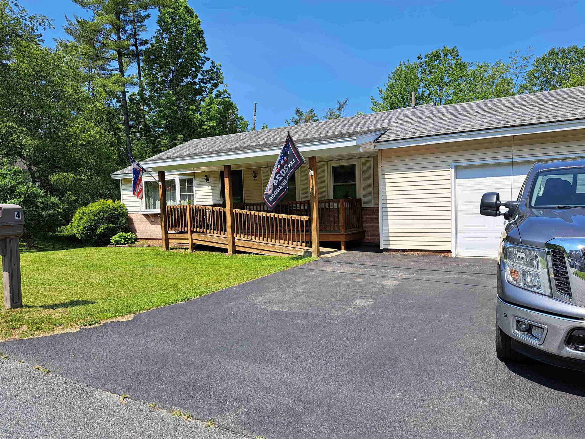4 Fenway Lane Claremont NH 03743