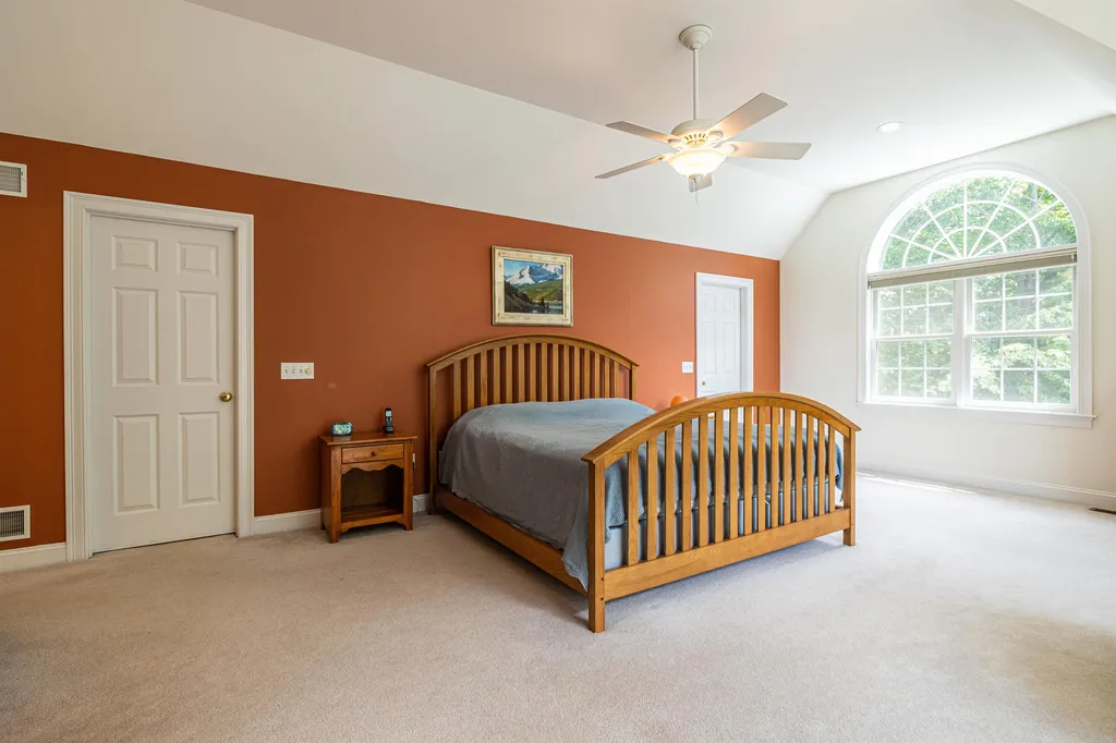 9 Thackeray Road Concord NH 03301