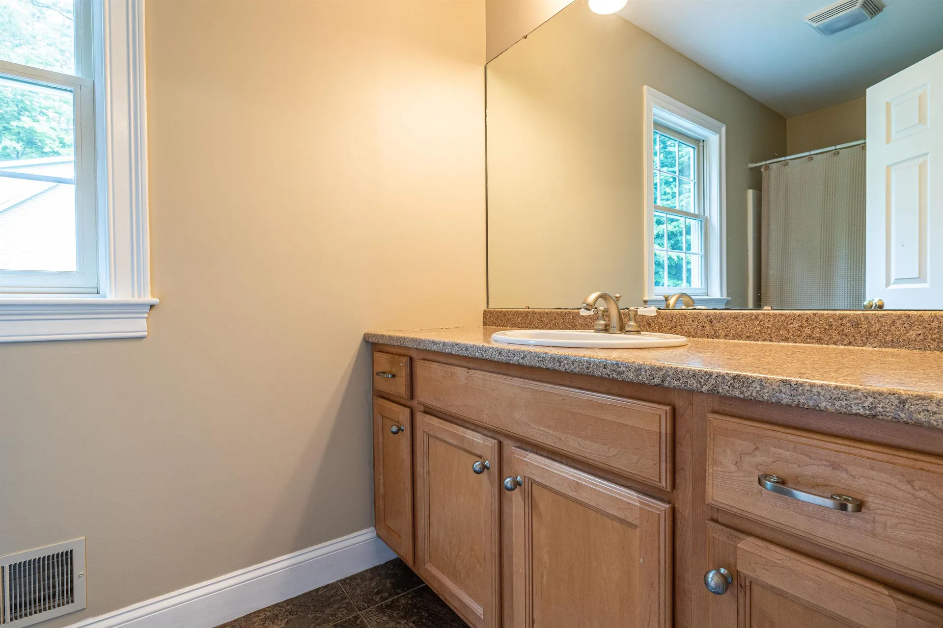 9 Thackeray Road Concord NH 03301