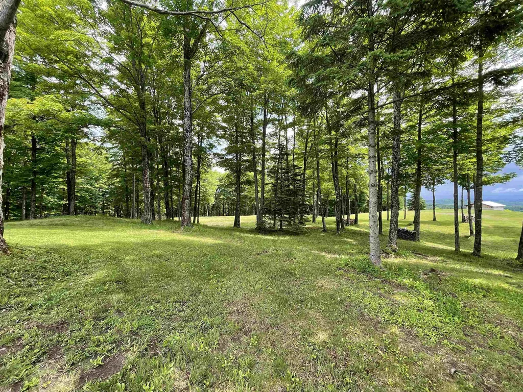 1671 Heath Road Corinth VT 05039