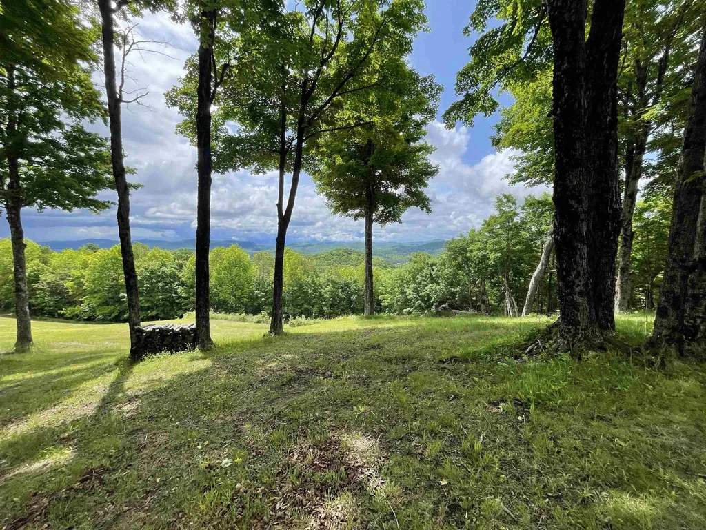 1671 Heath Road Corinth VT 05039