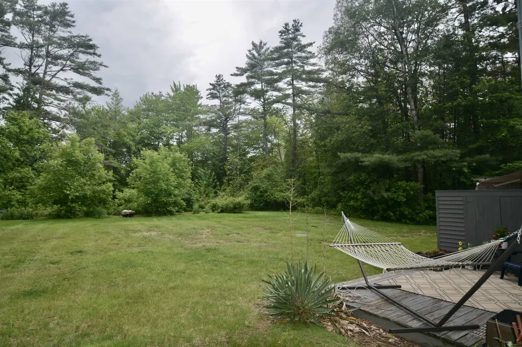 27 Anderson Hill Road Enfield NH 03748