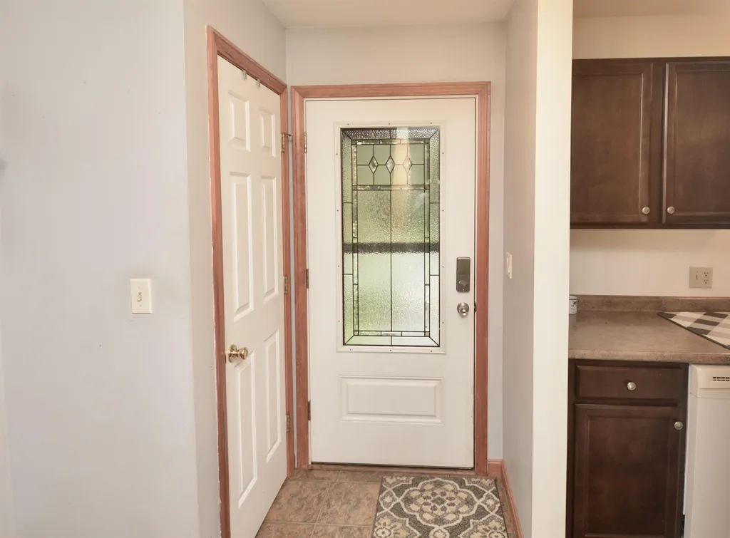 27 Anderson Hill Road Enfield NH 03748