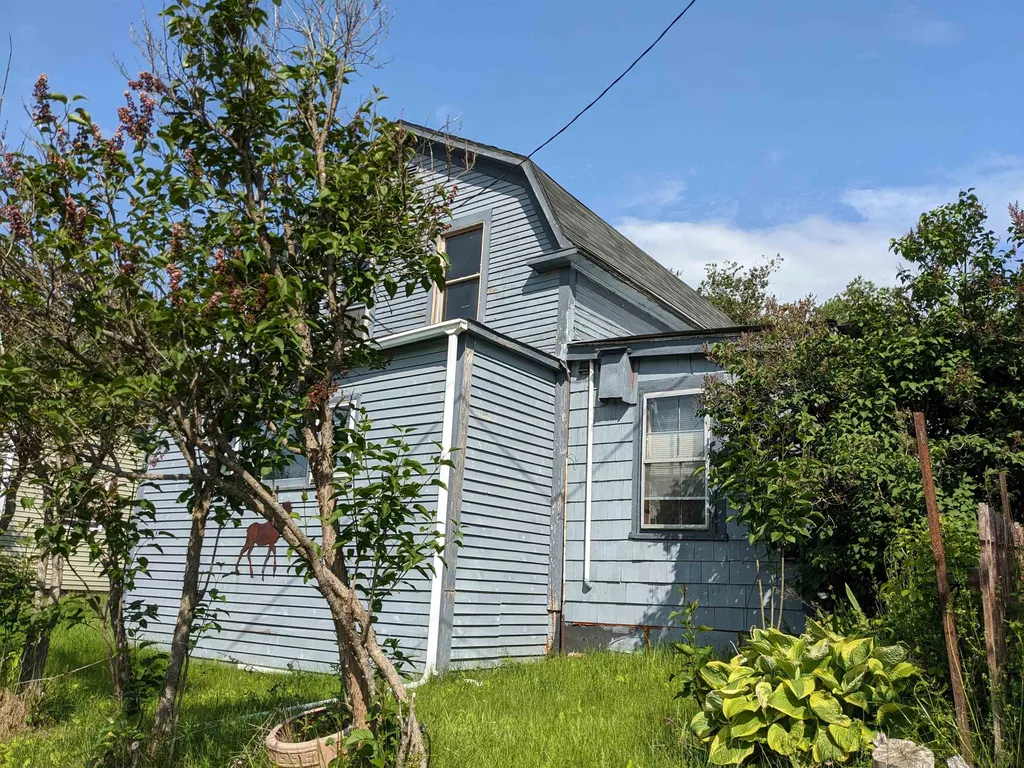 38 Acre Drive Landaff NH 03585