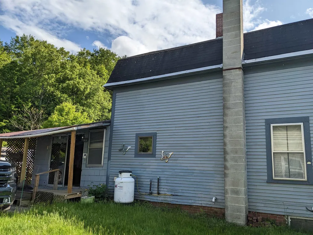 38 Acre Drive Landaff NH 03585
