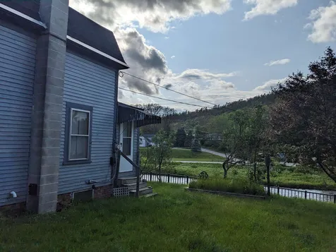 38 Acre Drive Landaff NH 03585
