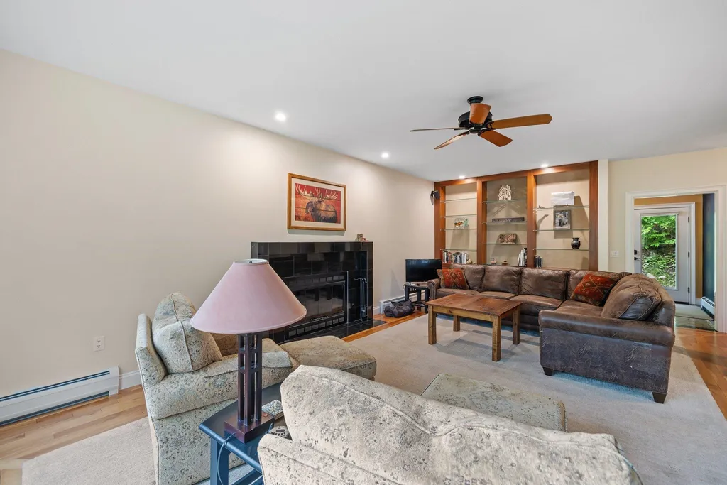 27 Bridgeview Road Lincoln NH 03251